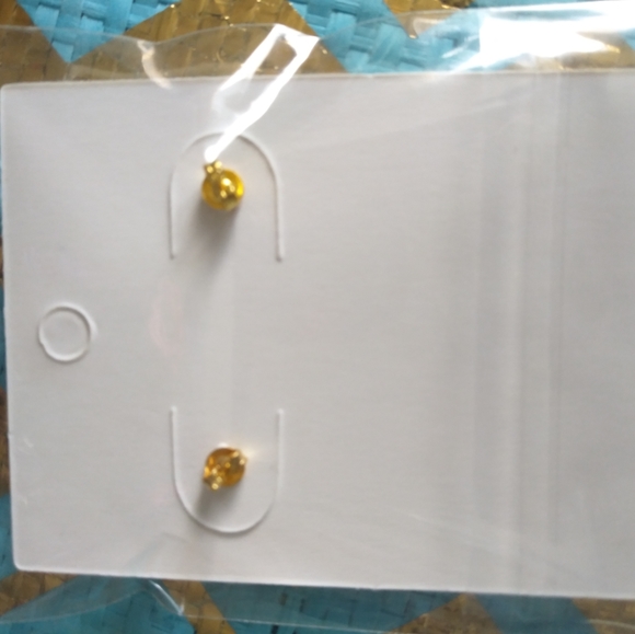 Earings stud - Picture 3 of 3